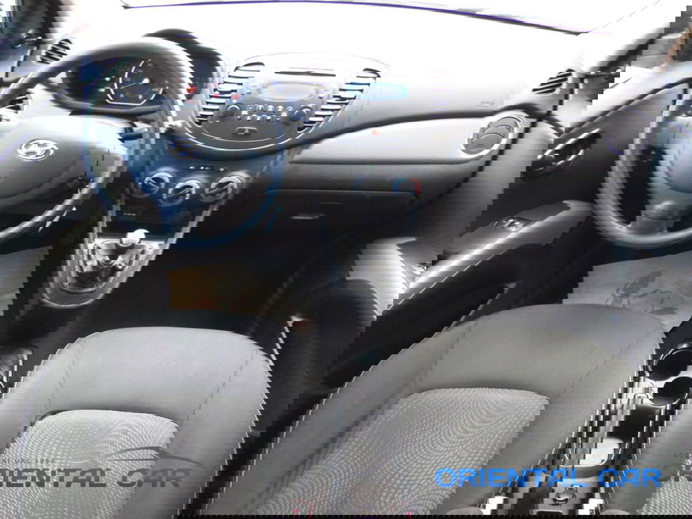 Hyundai i10 usata a La Spezia (10)