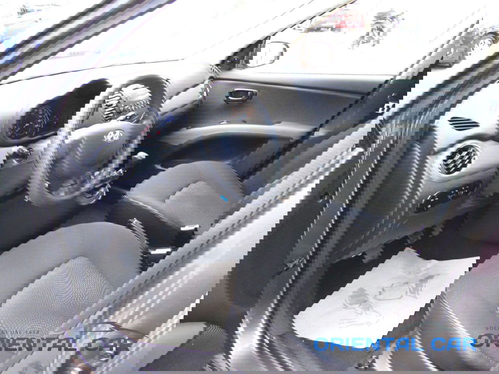 Hyundai i10 usata a La Spezia (8)