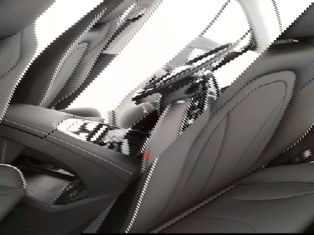 Omoda Omoda 5 SHS-H nuova a Caserta (14)