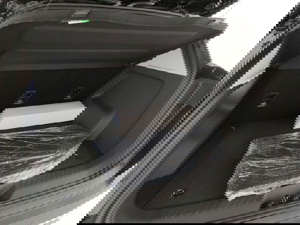 Omoda Omoda 5 SHS-H nuova a Caserta (8)