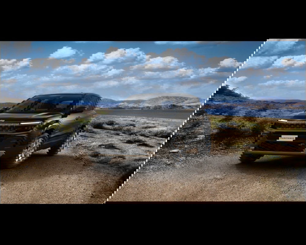 Jeep Avenger nuova a Torino