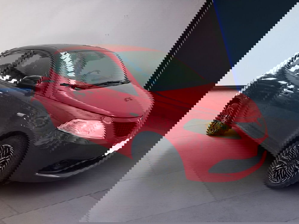 Lancia Ypsilon usata a Torino (2)