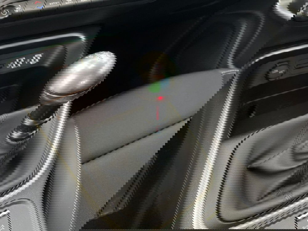 Jeep Avenger usata a Torino (14)