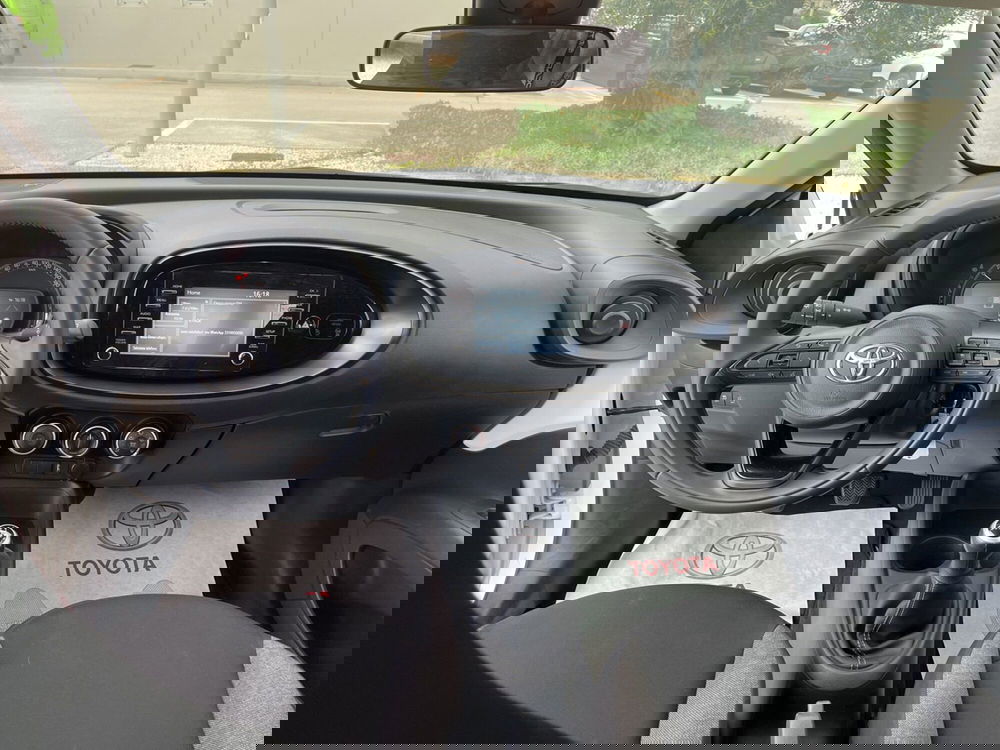 Toyota Aygo X usata a Ragusa (10)
