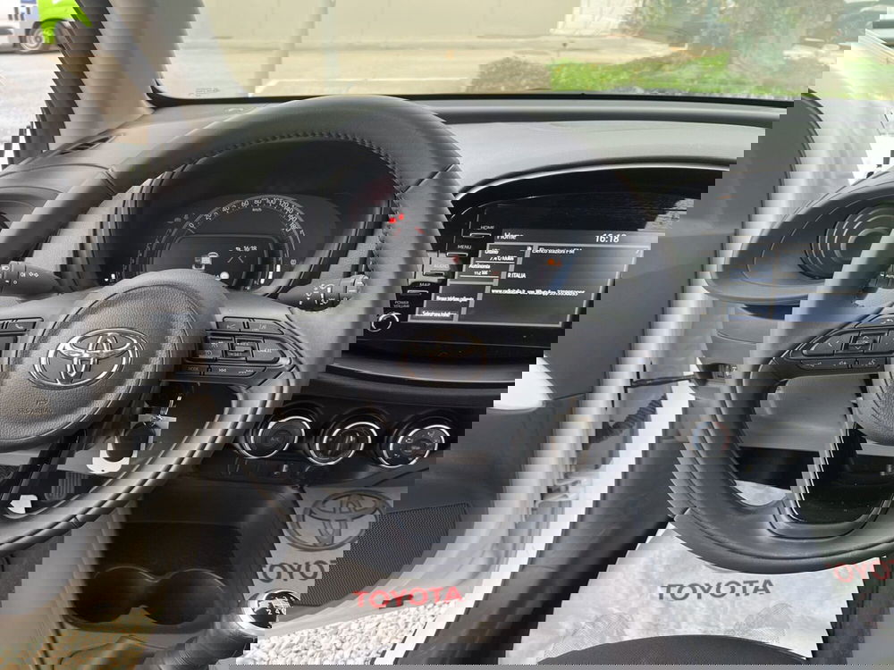 Toyota Aygo X usata a Ragusa (11)