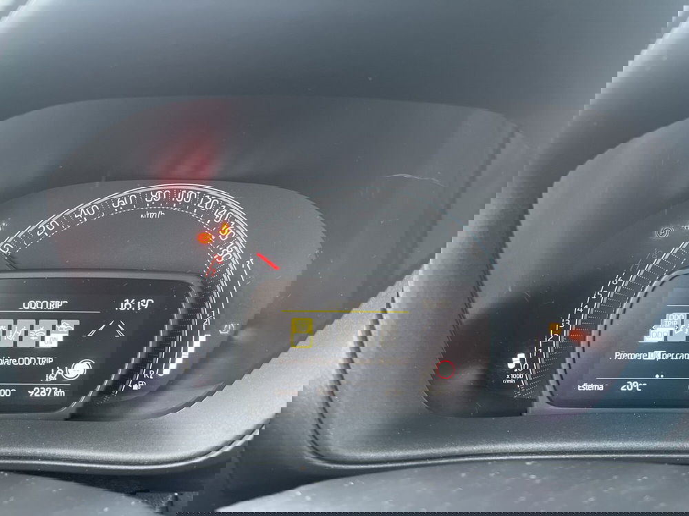 Toyota Aygo X usata a Ragusa (12)