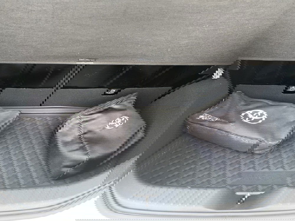 Toyota Aygo X usata a Ragusa (7)
