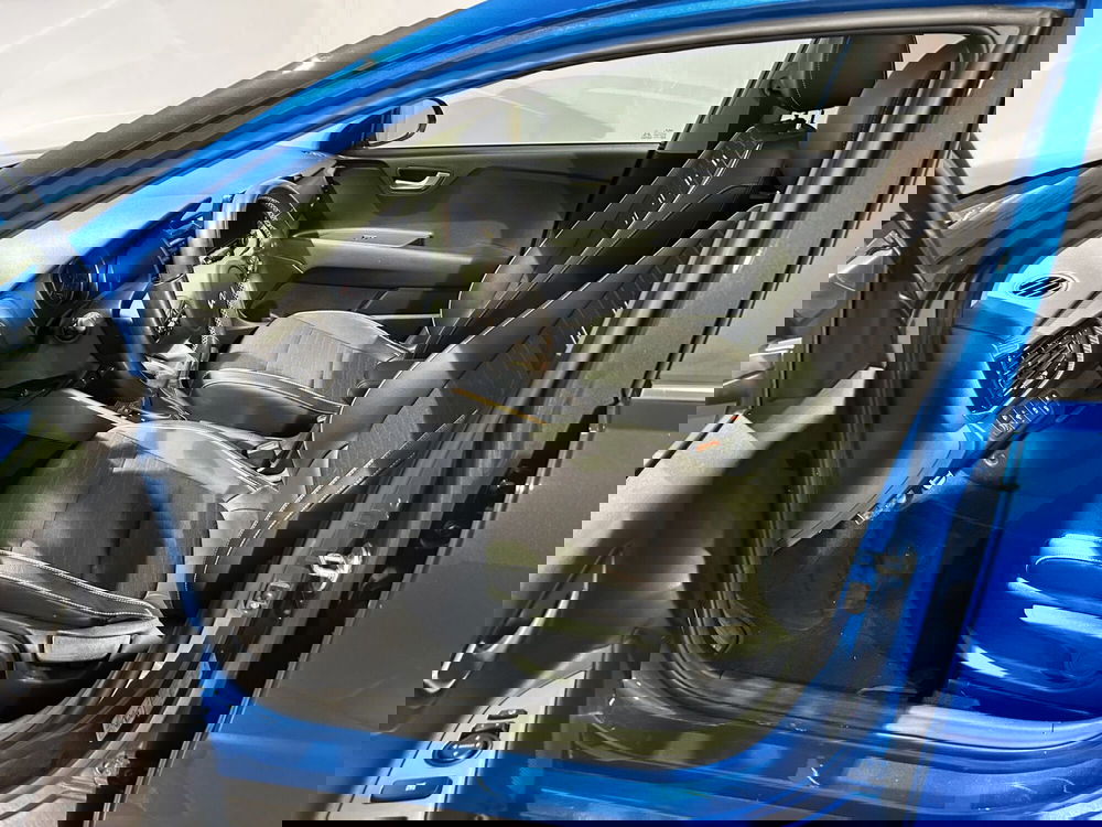 Kia Stonic usata a Milano (12)