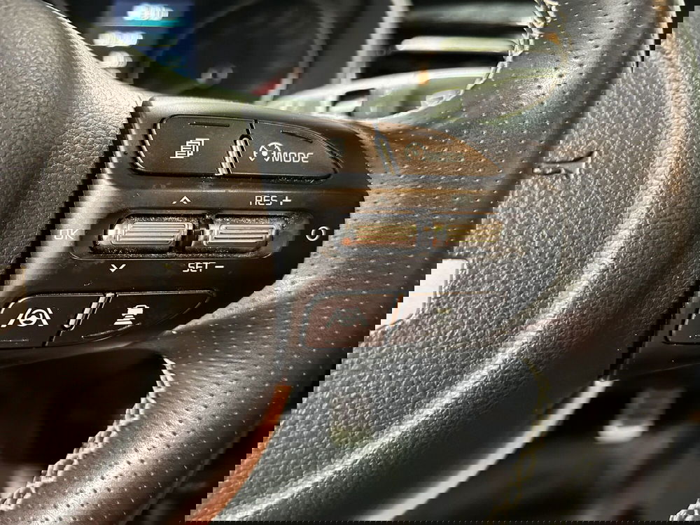 Kia Stonic usata a Milano (16)