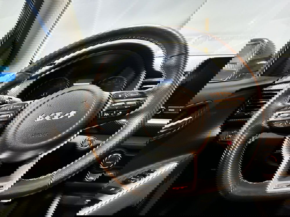 Kia Stonic usata a Milano (7)