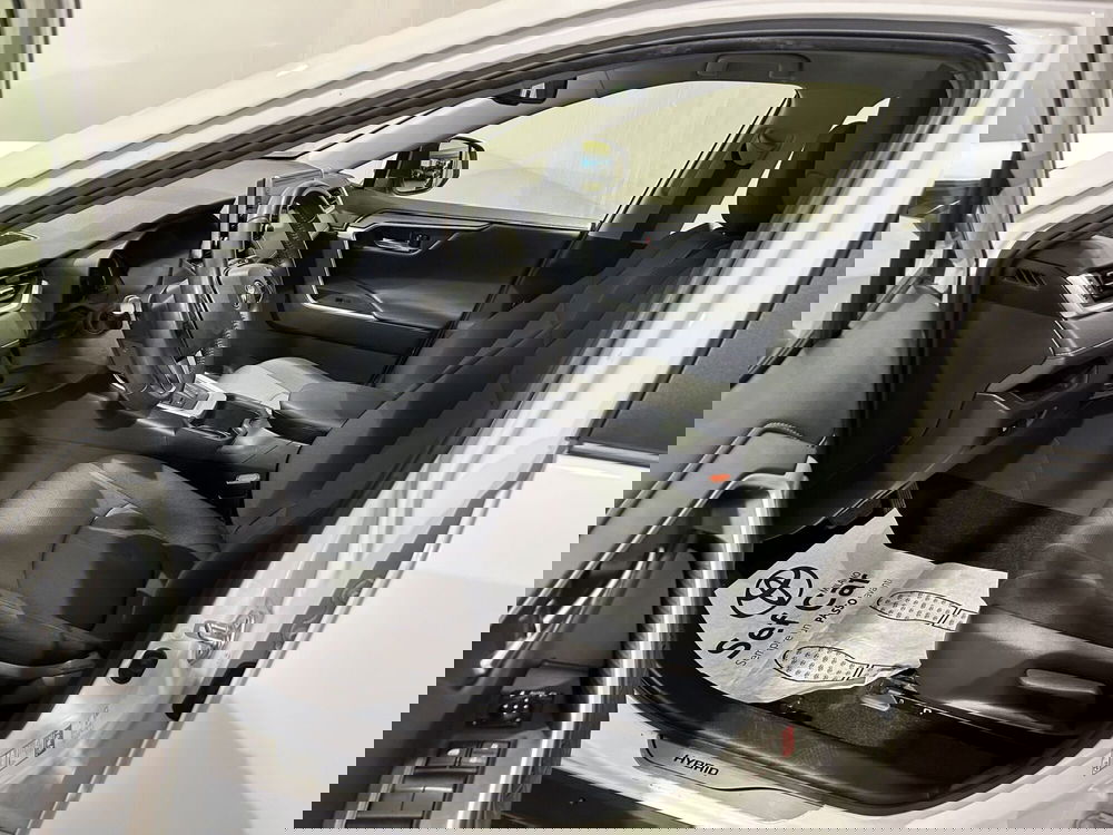 Toyota Rav4 usata a Milano (12)