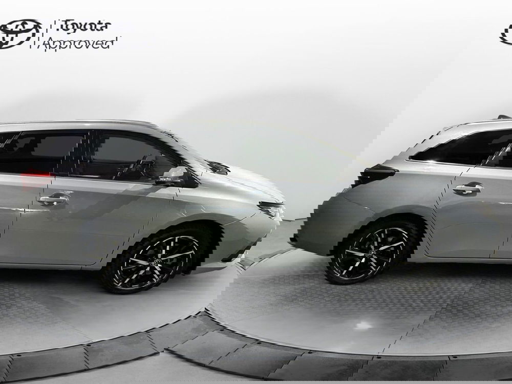 Toyota Auris Station Wagon usata a Milano (14)