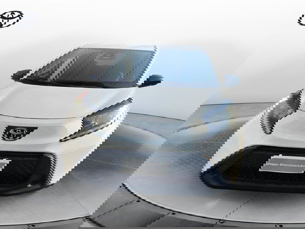 Toyota Aygo X nuova a Cremona (3)