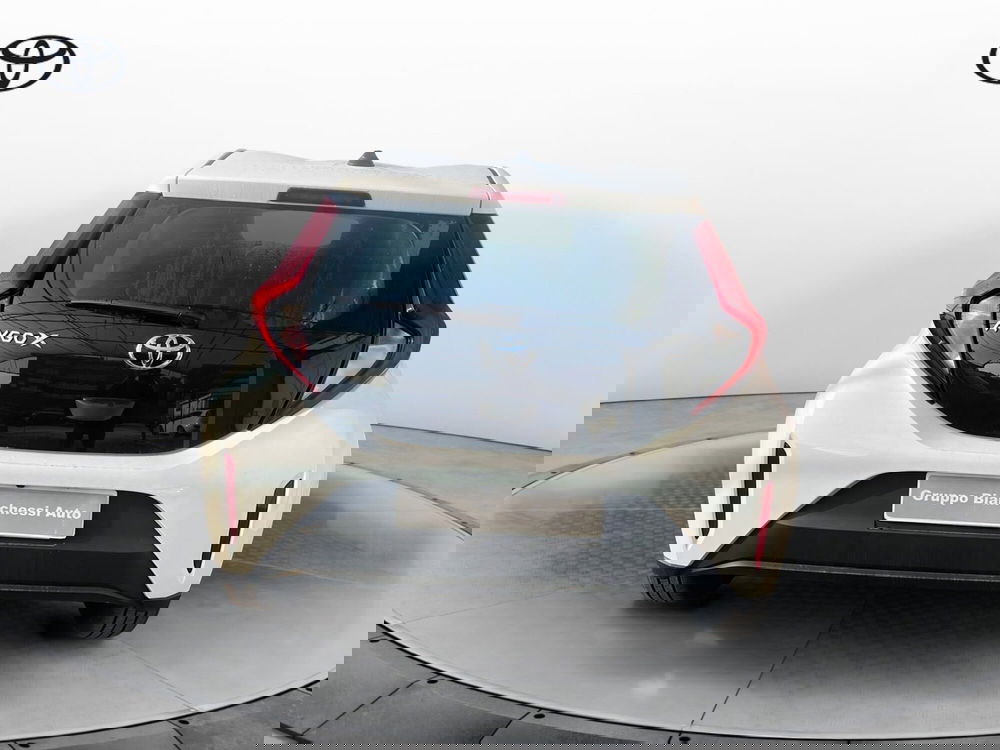 Toyota Aygo X nuova a Cremona (7)