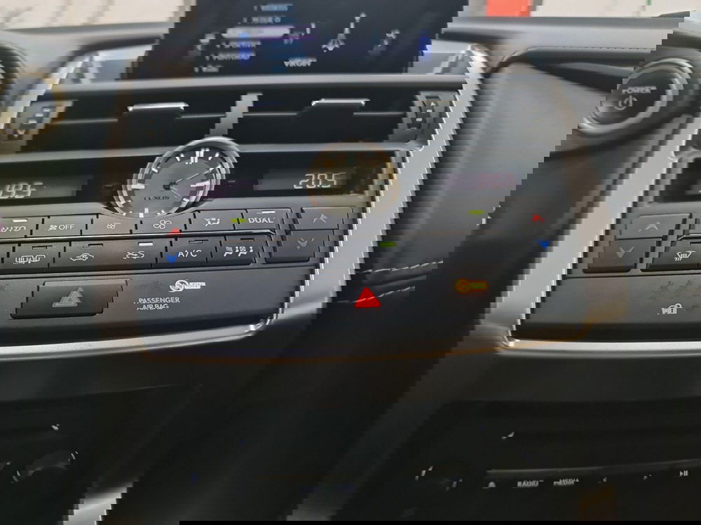 Lexus NX usata a Modena (19)