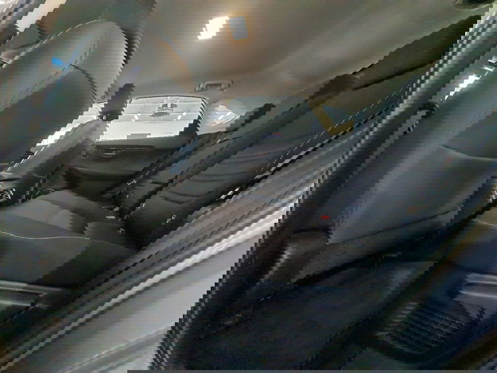 Lexus NX usata a Modena (9)