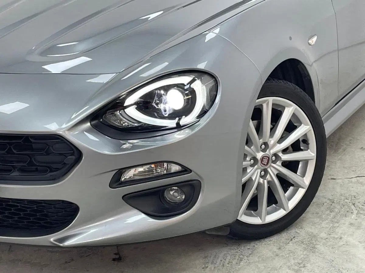 Fiat 124 spider usata a Como (2)