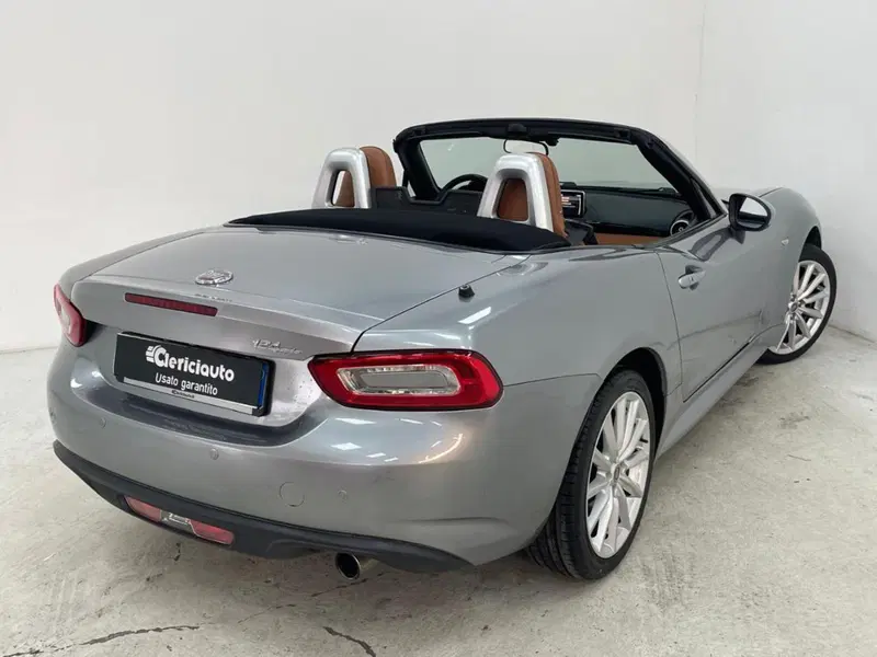 Fiat 124 spider usata a Como (3)