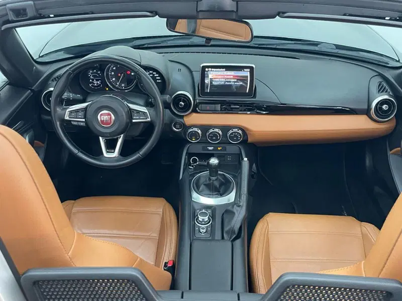 Fiat 124 spider usata a Como (4)
