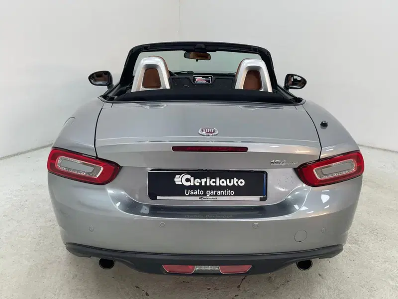 Fiat 124 spider usata a Como (6)