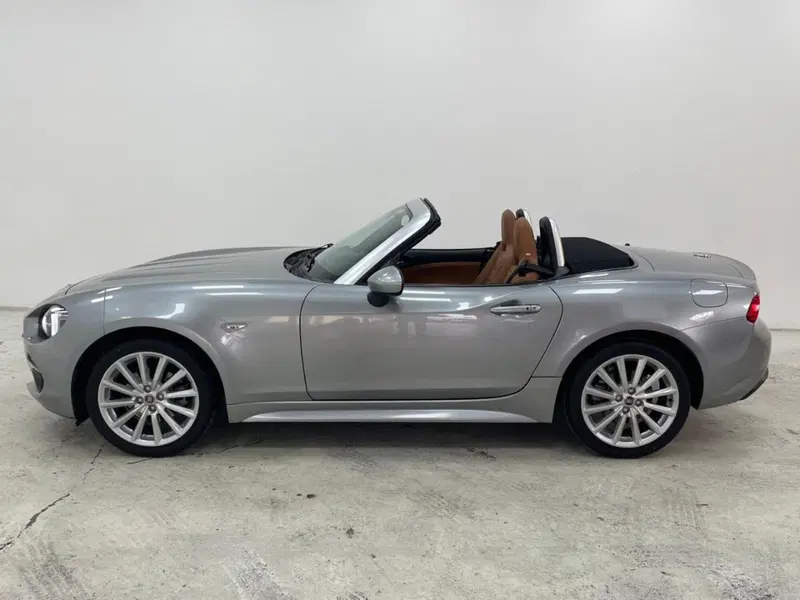 Fiat 124 spider usata a Como (7)