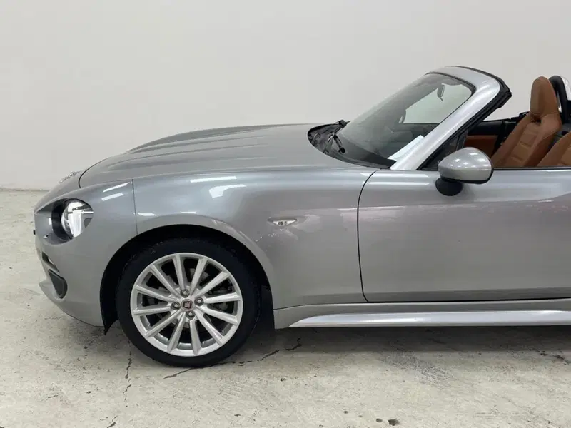 Fiat 124 spider usata a Como (8)