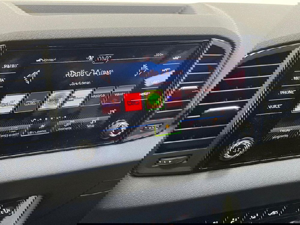 Skoda Karoq usata a Como (13)