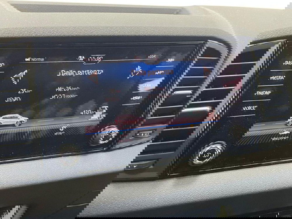 Skoda Karoq usata a Como (16)