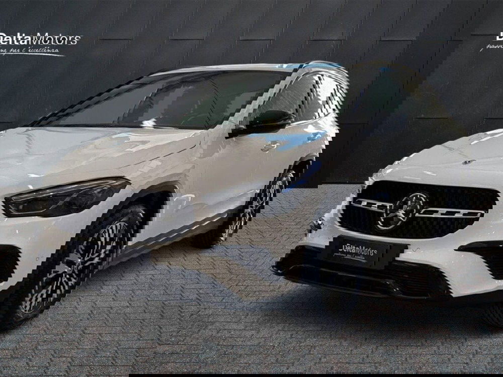 Mercedes-Benz GLA SUV nuova a Rimini