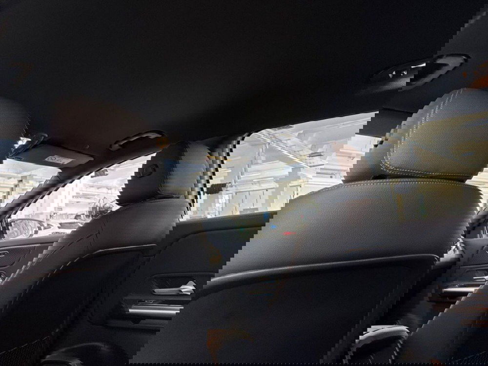 Mercedes-Benz GLA SUV nuova a Rimini (18)