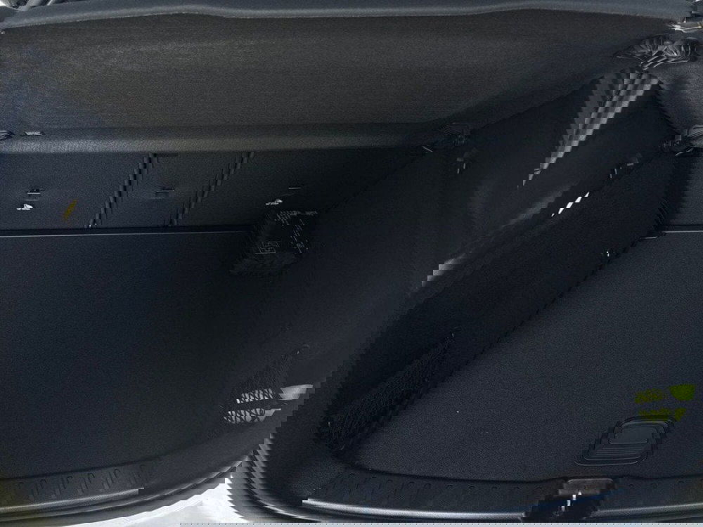 Mercedes-Benz GLA SUV nuova a Rimini (7)