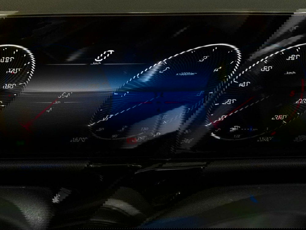 Mercedes-Benz GLA SUV nuova a Rimini (9)