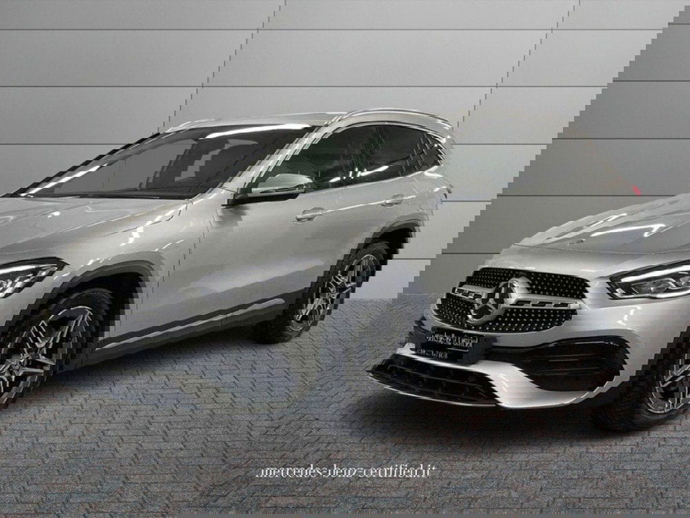 Mercedes-Benz GLA SUV usata a Macerata