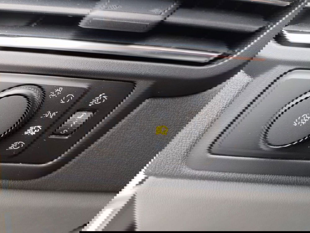Ford Transit Custom Furgone usata a Foggia (10)