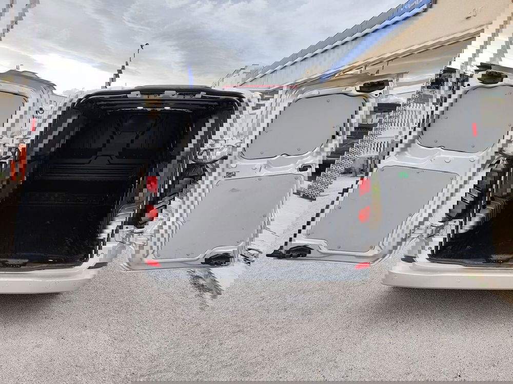 Ford Transit Custom Furgone usata a Foggia (6)