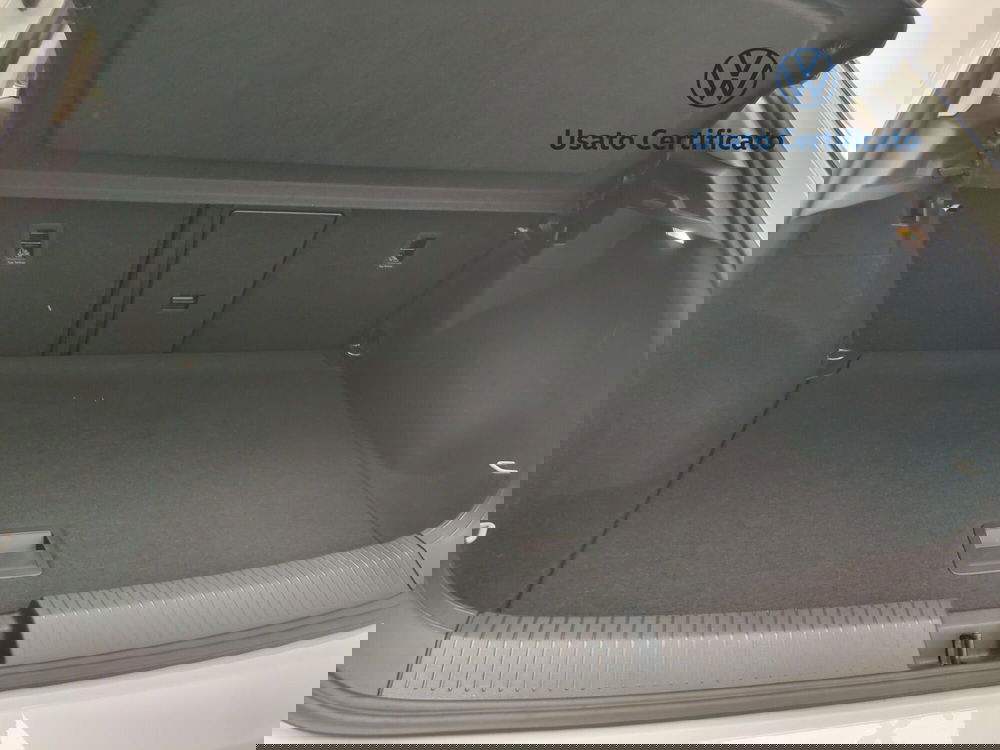 Volkswagen T-Roc usata a Avellino (12)