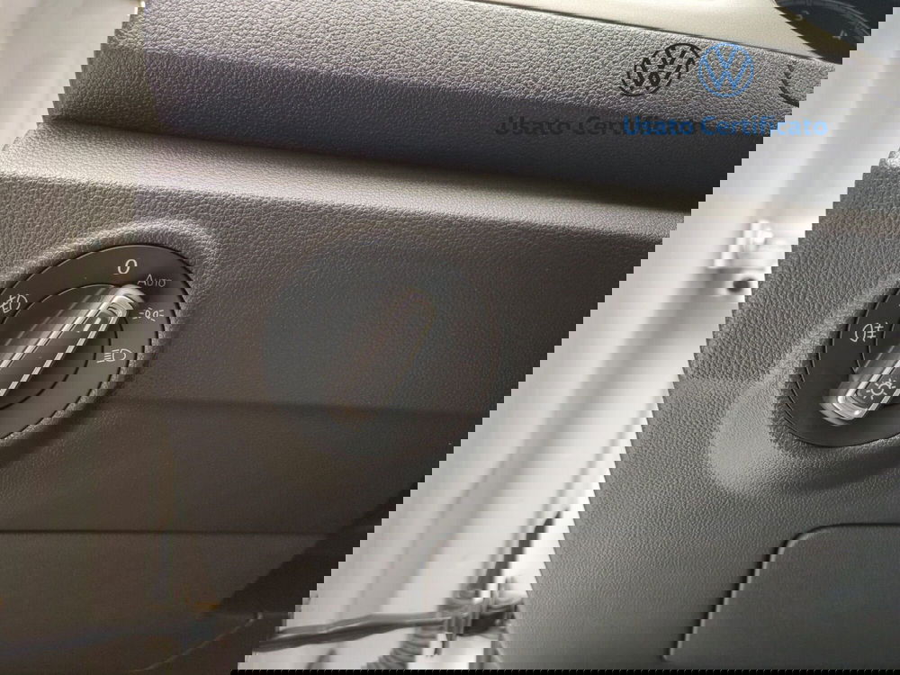 Volkswagen T-Roc usata a Avellino (17)