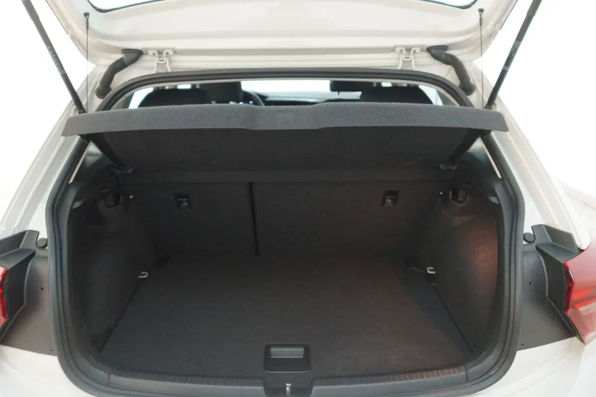 Volkswagen Polo usata a Torino (7)