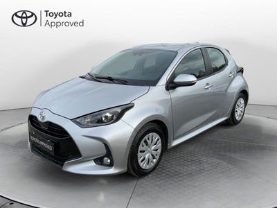 Toyota Yaris 1.0 5 porte Active del 2022 usata a Perugia