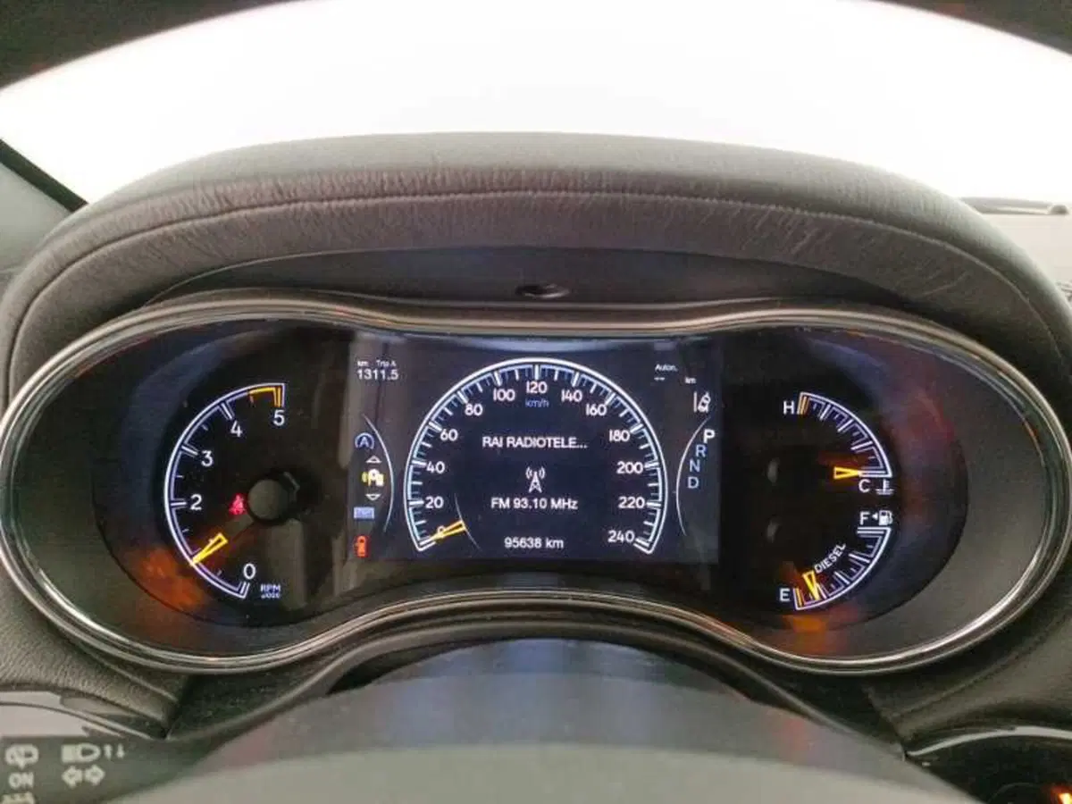 Jeep Grand Cherokee usata a Treviso (16)