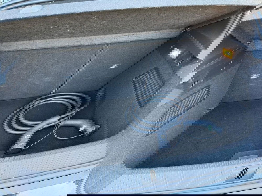 Renault Megane E-Tech Electric usata a Rimini (11)