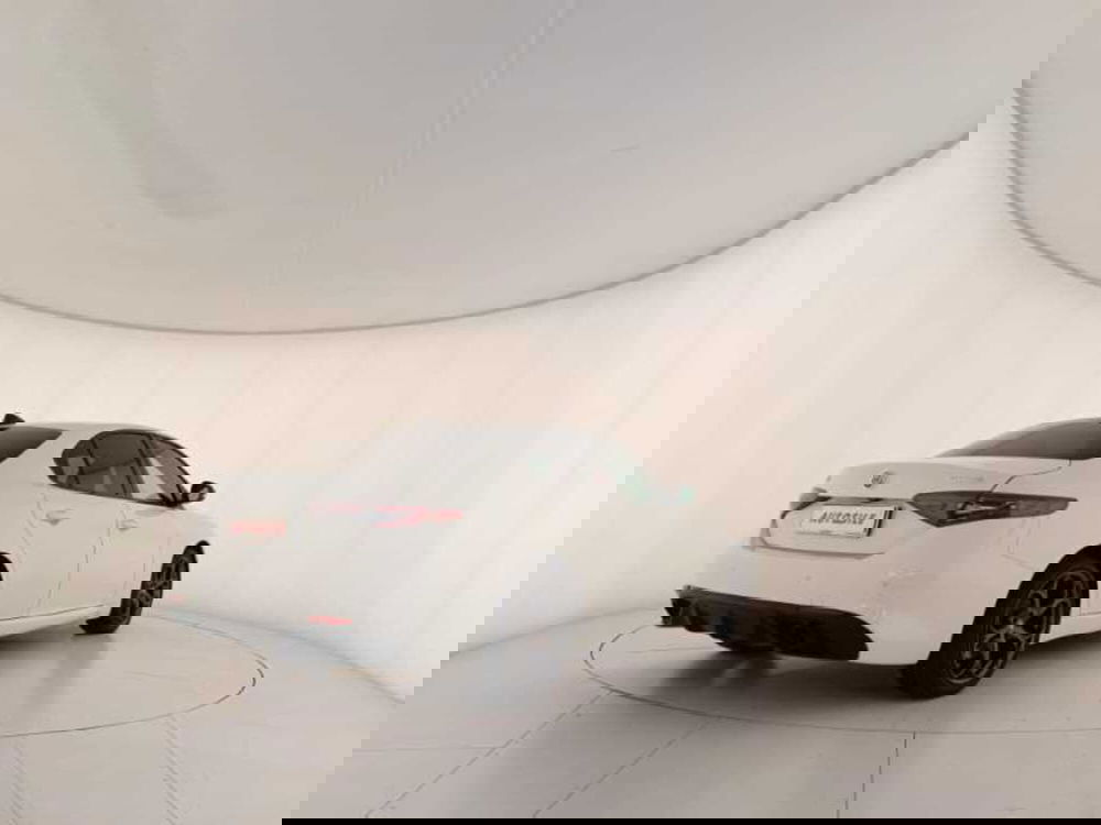 Alfa Romeo Giulia usata a Treviso (6)