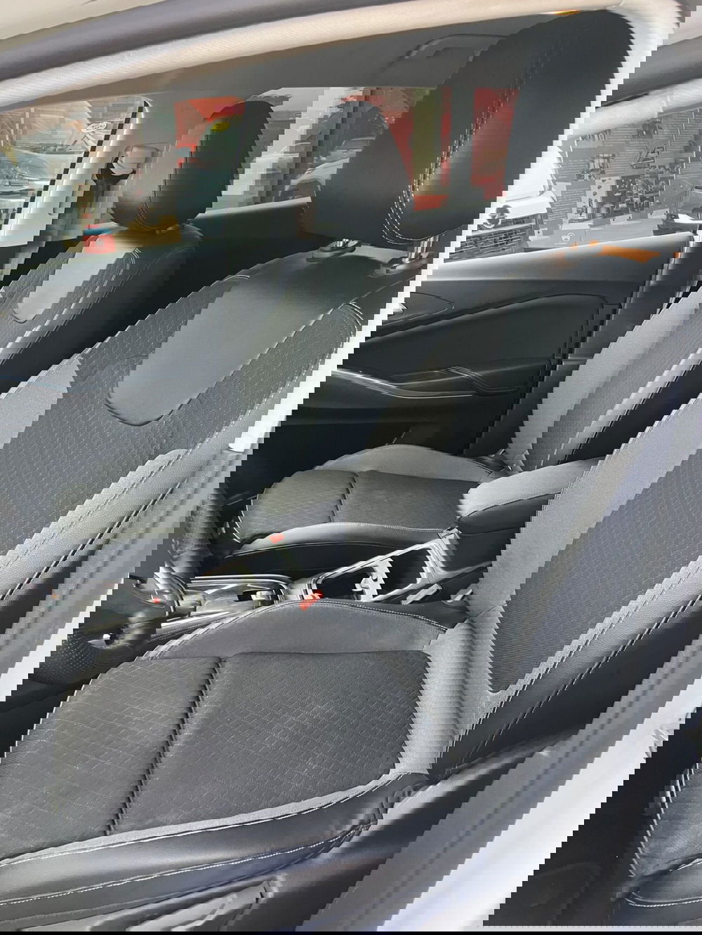 Opel Grandland X usata a Lucca (10)