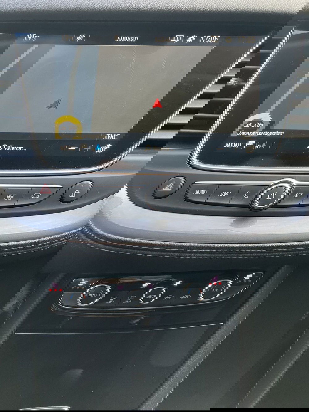 Opel Grandland X usata a Lucca (13)