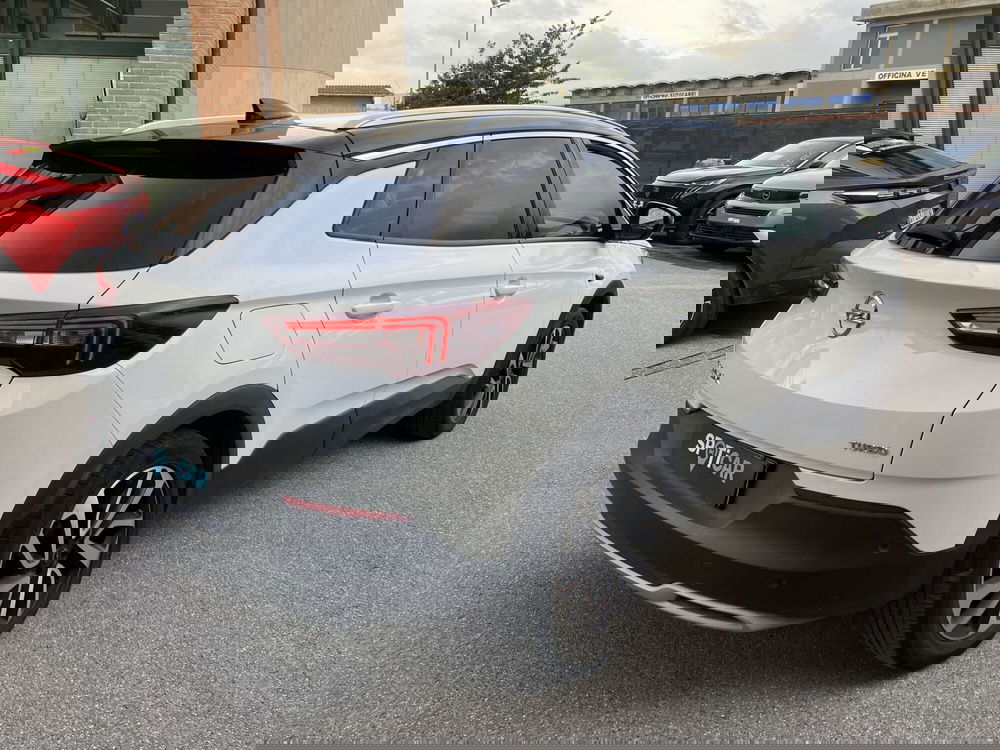 Opel Grandland X usata a Lucca (5)