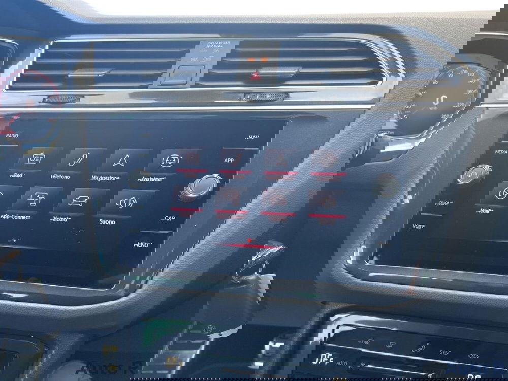 Volkswagen Tiguan usata a Potenza (15)