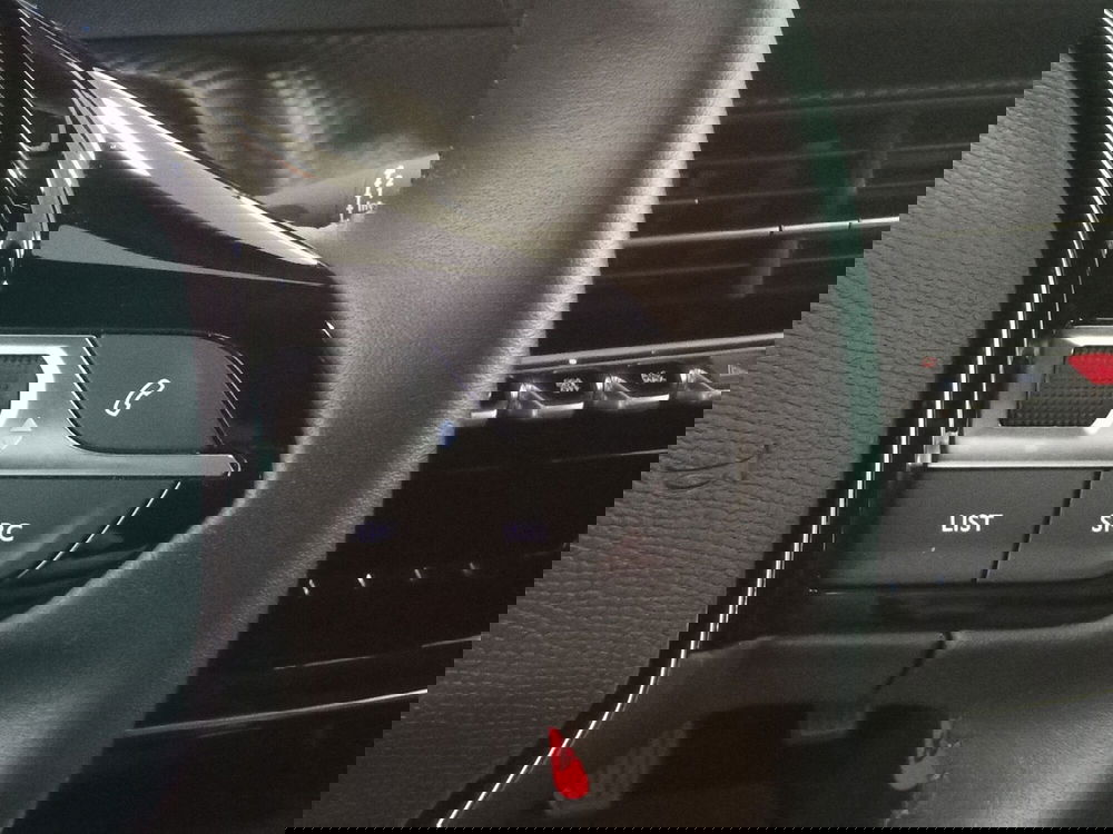 Peugeot 2008 usata a Rimini (11)