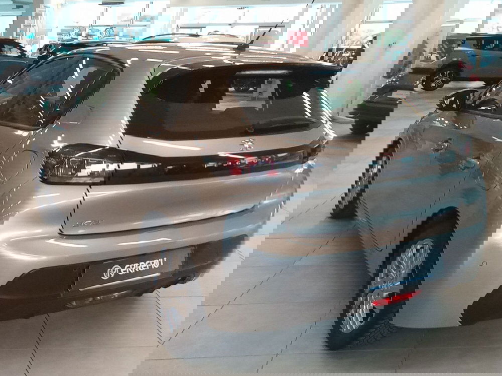 Peugeot 208 usata a Rimini (6)