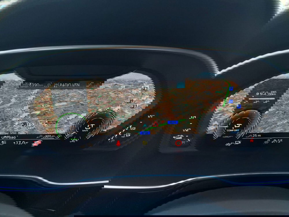 Audi Q3 Sportback usata a Bari (15)