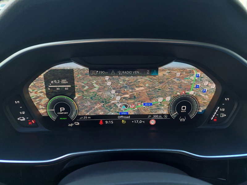 Audi Q3 Sportback usata a Bari (15)